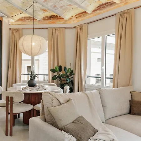 דירה Gandoc - 3 Bedrooms And Terrace In Sants ברצלונה