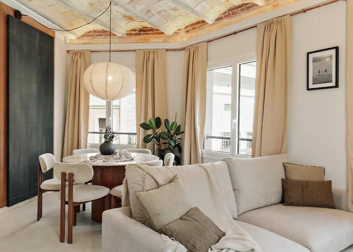 דירה Gandoc - 3 Bedrooms And Terrace In Sants ברצלונה